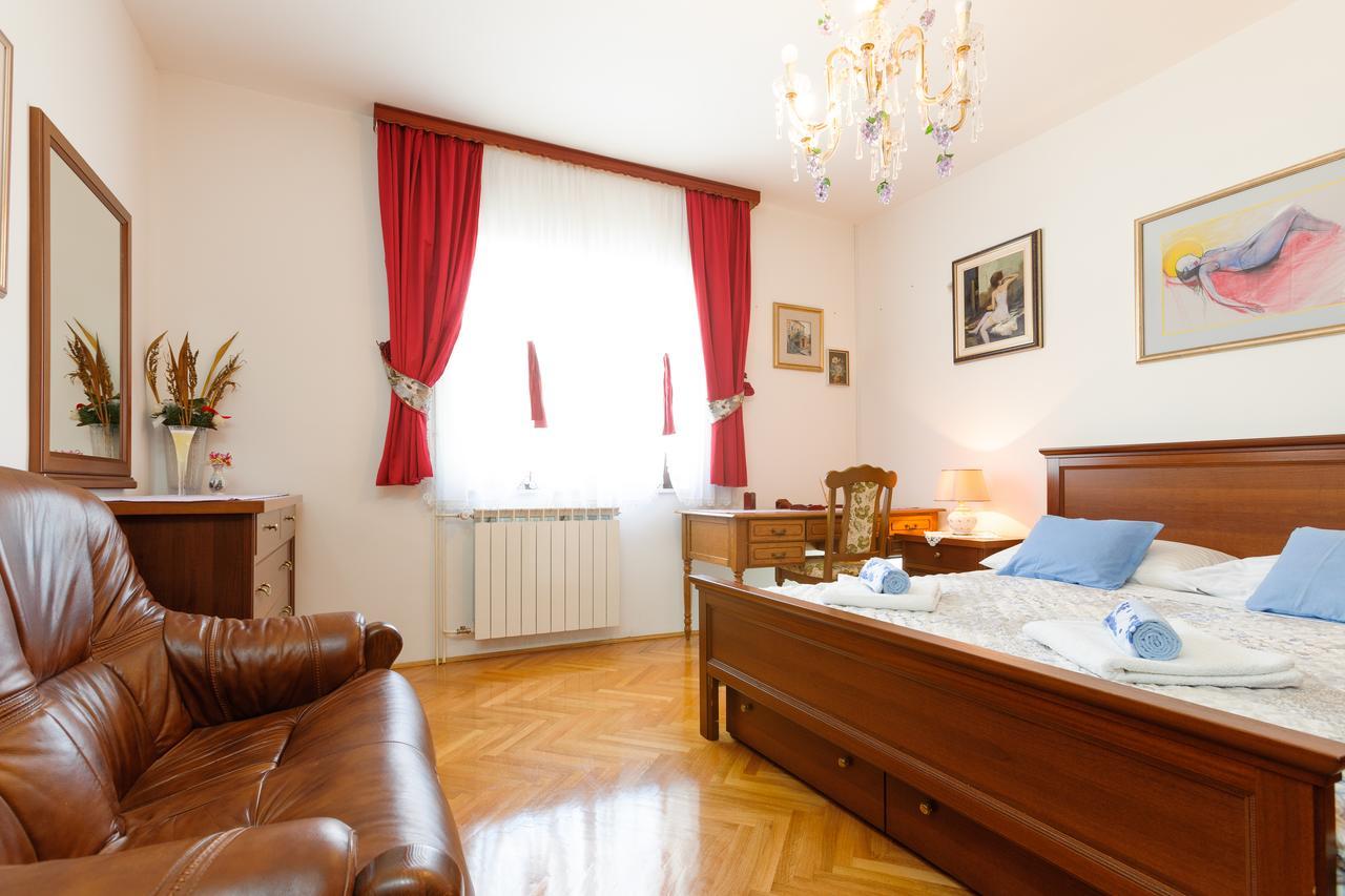 Villa Rosa Каштела Экстерьер фото