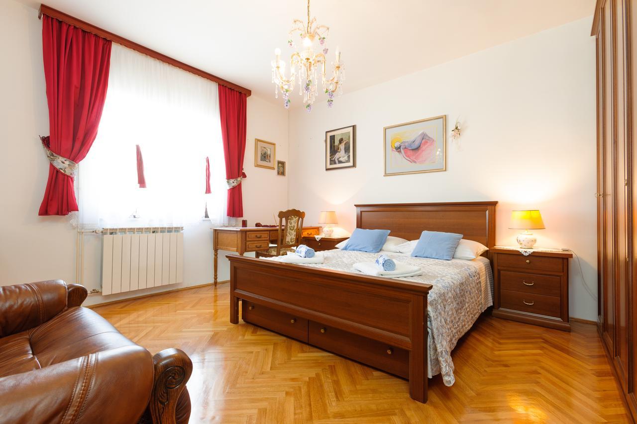 Villa Rosa Каштела Экстерьер фото